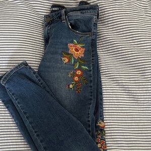 Old Navy Women's Floral Embroidered Skinny Jeans - Blue